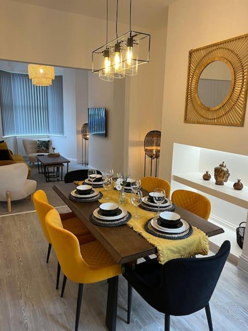 Brand New Stunning Family House Villa Blackpool Buitenkant foto